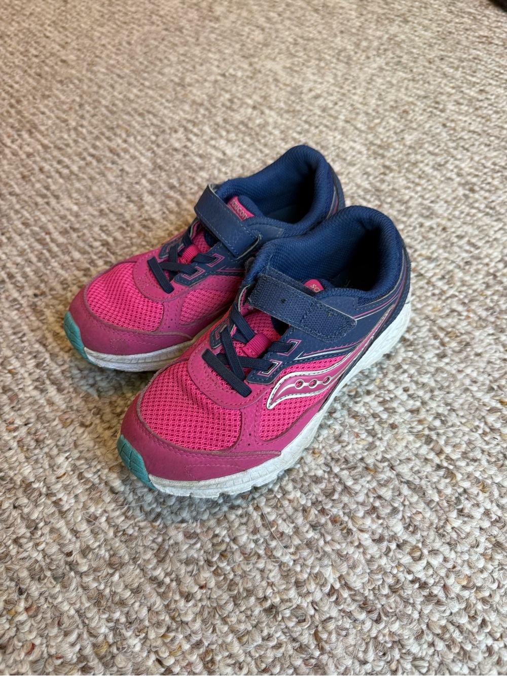 Saucony Kids Pink and Navy Velcro Athletic Sneakers